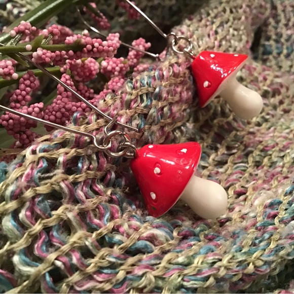 Mushroom Earrings - Picture 3 of 9